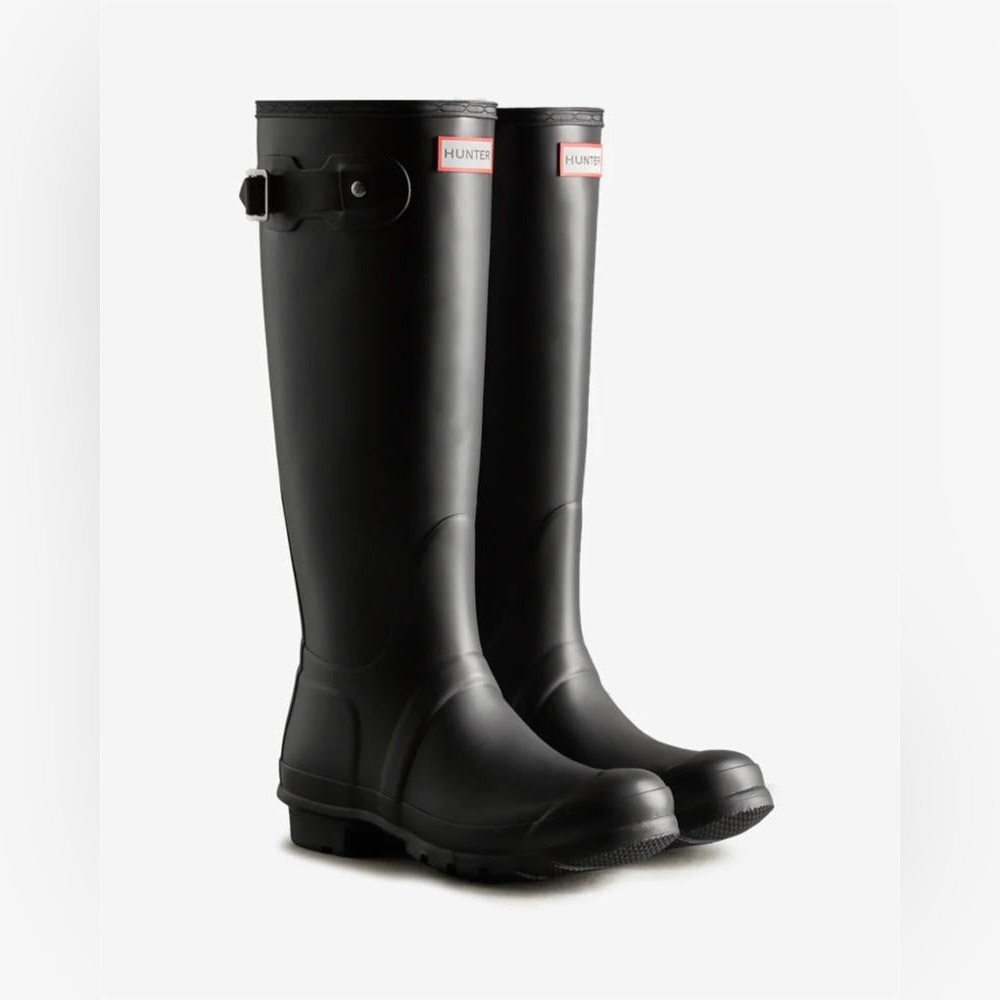 Hunter Original Tall Black Rain Boots Size 8 + THE SOCKS!